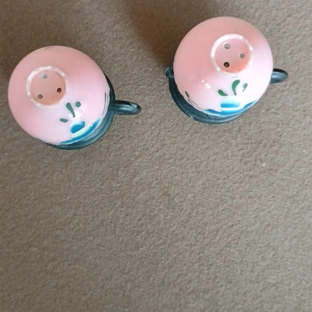 Vintage Metal Cast Iron Oil Lamp Salt and Pepper Shakers Pink Blue Flower